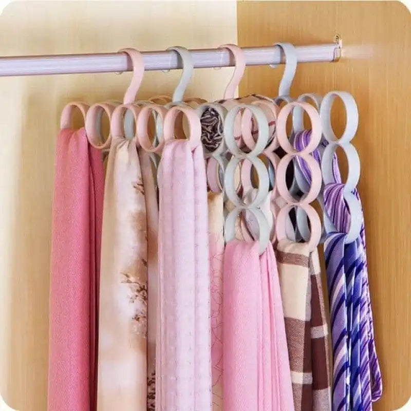 15 Circle Plastic Ring Hanger